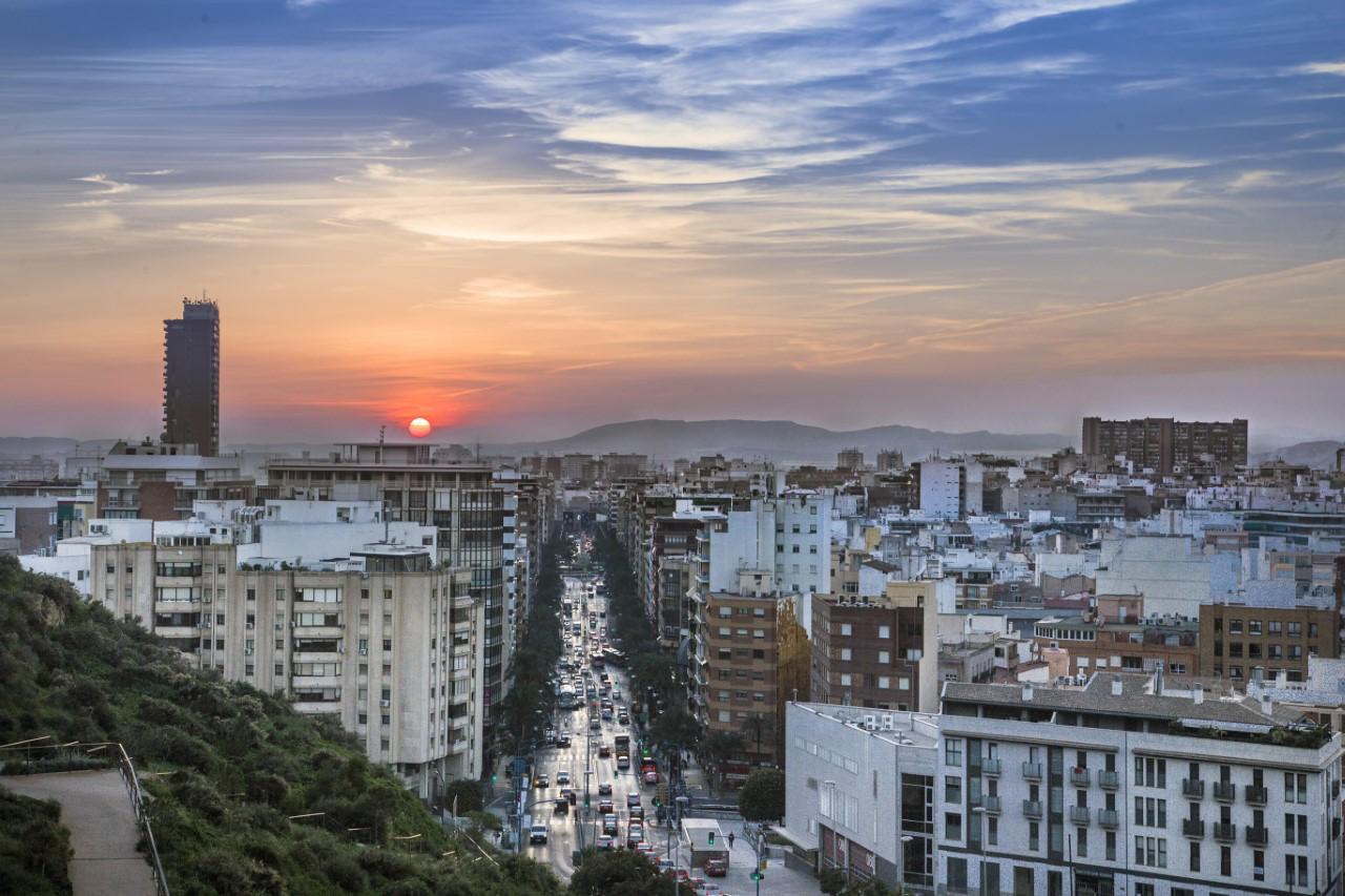 Alicante approves bono comercio 2026 programme with €4 million investment
