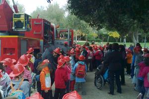 Visita de colegios al parque de bomberos