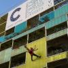 Danza aérea realizada en el Jardin Vertical de Cigarreras. 19 de julio de 2019