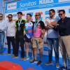 Podio masculino de la carrera de 5 Kms., junto a los patrocinadores y el concejal de Deportes