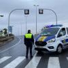 La Policía Local y Protección Civil reparten 2.467 mascarillas en el transporte público de Alicante