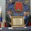 El alcalde, Luis Barcala junto al presidente de la DOP Alicante, José Juan Reus