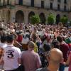 Danzando entre el calor popular