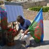 Con la bandera del pueblo gitano