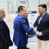 El alcalde y el concejal de Proyectos Antonio Peral en la presentación del primer ciberkiosco de Alicante