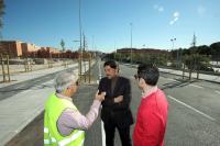 El alcalde visita las obras finalizadas de Isla de Corfú