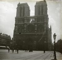 Catedral de Notre Dame, 1920. Colección Francisco Ramos