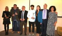 El concejal de Cultura, Antonio Manresa, junto a la Dama de Honor de la Bellea del Foc, Gema Lledó, la delegada de Cultura de la Federació, Conch...