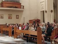 El alcalde de Alicante, Luis Barcala, y la vicealcaldesa de la ciudad, Mari Carmen Sánchez, en el Concierto de Navidad de la hoguera Port d´Alacant