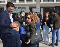 El alcalde ha participado en los actos del Día internacional del niño con cáncer 