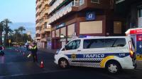 Agentes de la Policía Local en los controles para hacer frente al COVID-19