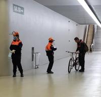 Voluntarios de Protección Civil en el reparto de mascarillas por el estado de alarma