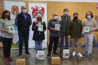 Entrega de premios, con el concejal Manuel Villar, Juan Luis Beresaluze, organizadores y distinguidos