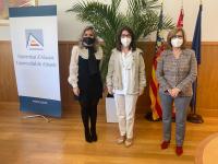 Mari Carmen Sánchez y Amparo Navarro, en la Universidad de Alicante