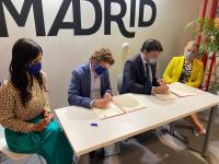 Los alcaldes Barcala y Martínez-Almeida y las vicealcaldesas Sánchez y Villacís firman en Fitur un acuerdo para el intercambio de promoción tur...