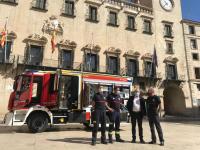 Presentación del nuevo vehículo de bomberos del SPEIS