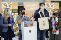 El alcalde Luis Barcala y la concejala Lidia López, en un acto en la Plaza del 25 de Mayo