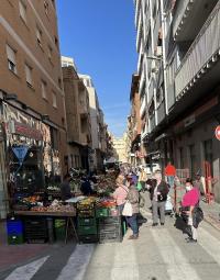 El mercadillo de frutas y verduras de Carolinas en su nueva ubicación provisional