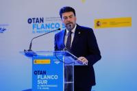 Luis Barcala, alcalde de Alicante, en la inauguración de la "Jornada sobre la OTAN y el Flanco Sur: el Sahel y el Mediterráneo"