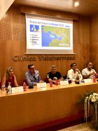 El concejal de Deportes, José Luis Berenguer en la presentación del “Cruce del canal de Bristol 2022” 