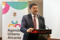 El alcalde de Alicante, Luis Barcala, en el Fórum Agenda Urbana Alicante