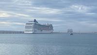 Crucero de MSC atracado en el Puerto de Alicante