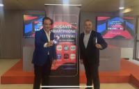 El concejal de Modernización y Nuevas Tecnologías Antonio Peral junto con David Seva, director del festival