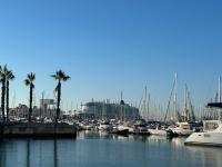 Crucero atracado en el Puerto de Alicante 