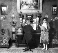 Milagritos Gorgé y su padre 1897