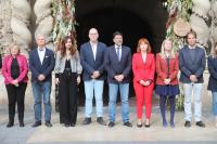 El alcalde de Alicante y la Corporación municipal guardando un minuto de silencio en señal de repulsa por un asesinato machista
