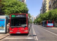 Autobuses urbanos en la Rambla