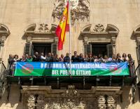 El equipo de Gobierno celebrando el Día Internacional del Pueblo Gitano