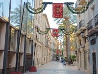 Tapices florales decorando las calles por la Santa Faz