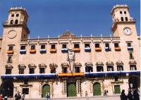 Fachada del Ayuntamiento de Alicante