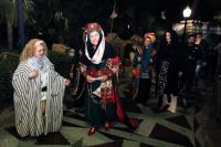 El campamento de las Carteras Reales en la plaza Gabriel Miró
