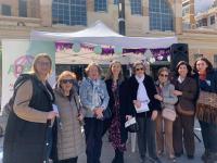 Imagen de actividades organizadas en la plaza Mercado por el el Día Internacional de los Derechos de los Consumidores