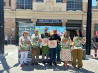 Imagen de la presentación de las campaña 'L@s que + saben' de los mercados municipales