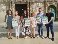 Imagen de la presentación del cartel de la jornada con la concejala de Sanidad, Cristina Cutanda