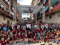 Imagen de  la visita del alcalde de Alicante a la hoguera infantil de Florida-Portazgo que ha conseguido el primer premio de la categoría Especial...