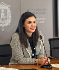 Imagen de la concejala de Hacienda, Nayma Beldjilali