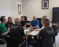 Imagen de la reunión del concejal Julio Calero con los mandos de la Policía Local preparatoria del dispositivo contra el ruido