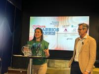 Imagen de la concejala de Cultura, Nayma Beldjilali, en la presentación de Cultura en Barrios y Aula Abierta