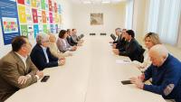 Imagen de una reunión del alcalde de Alicante, Luis Barcala, con los presidentes de las EGM