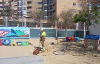 Obras en uno de los patios de los colegios de Alicante