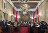 Imagen de la votación de los grupos municipales en el Pleno de Alicante