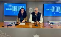 Imagen de los portavoces del equipo de gobierno, Cristina Cutanda y Manuel Villar en rueda de prensa