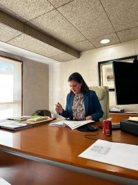 Imagen de la concejala de Hacienda Nayma Beldjilali.