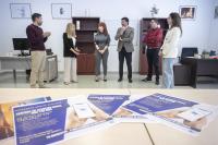 Imagen del alcalde de Alicante, Luis Barcala, en la visita a la nueva la Central de Atención Social.