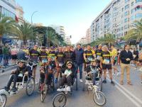 Imagen del alcalde de Alicante, Luis Barcala, en la salida de la Carrera del Mediterráneo