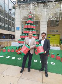 Imagen del concejal de Limpieza, Rafael Alemañ, en la presentación de la campaña de reciclaje de Navidad